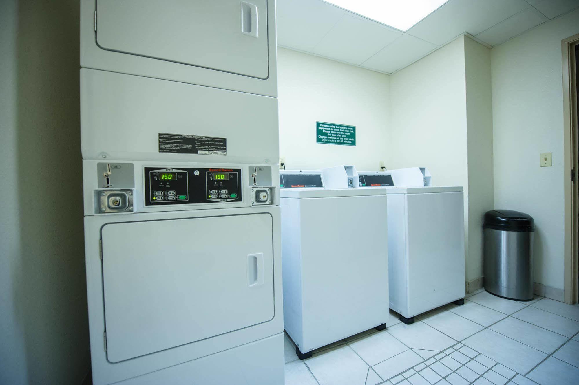 Greystone Inn & Suites Vance Zewnętrze zdjęcie
